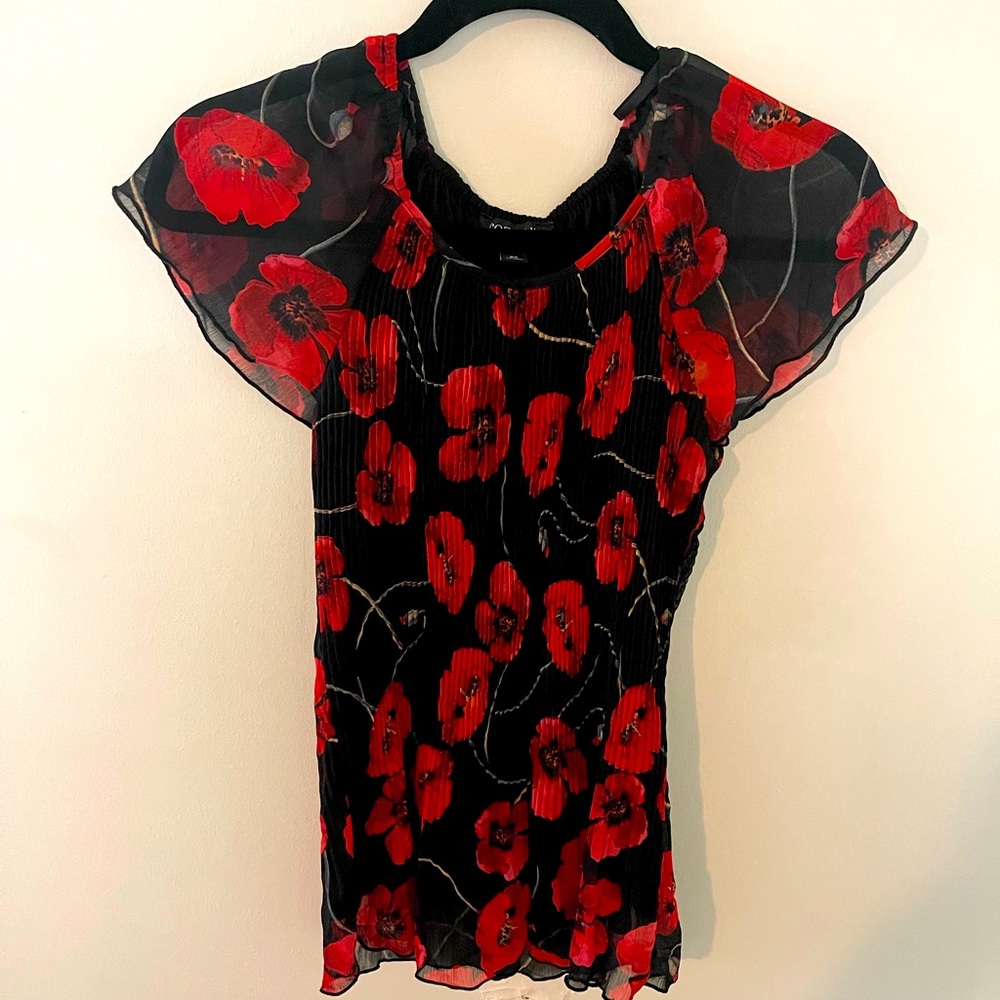 Red poppy printed blouse with butterfly sleeves
